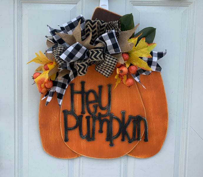 Hello pumpkin door hanger