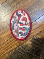 Oval Santa