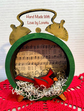 Load image into Gallery viewer, Vintage alarm clock